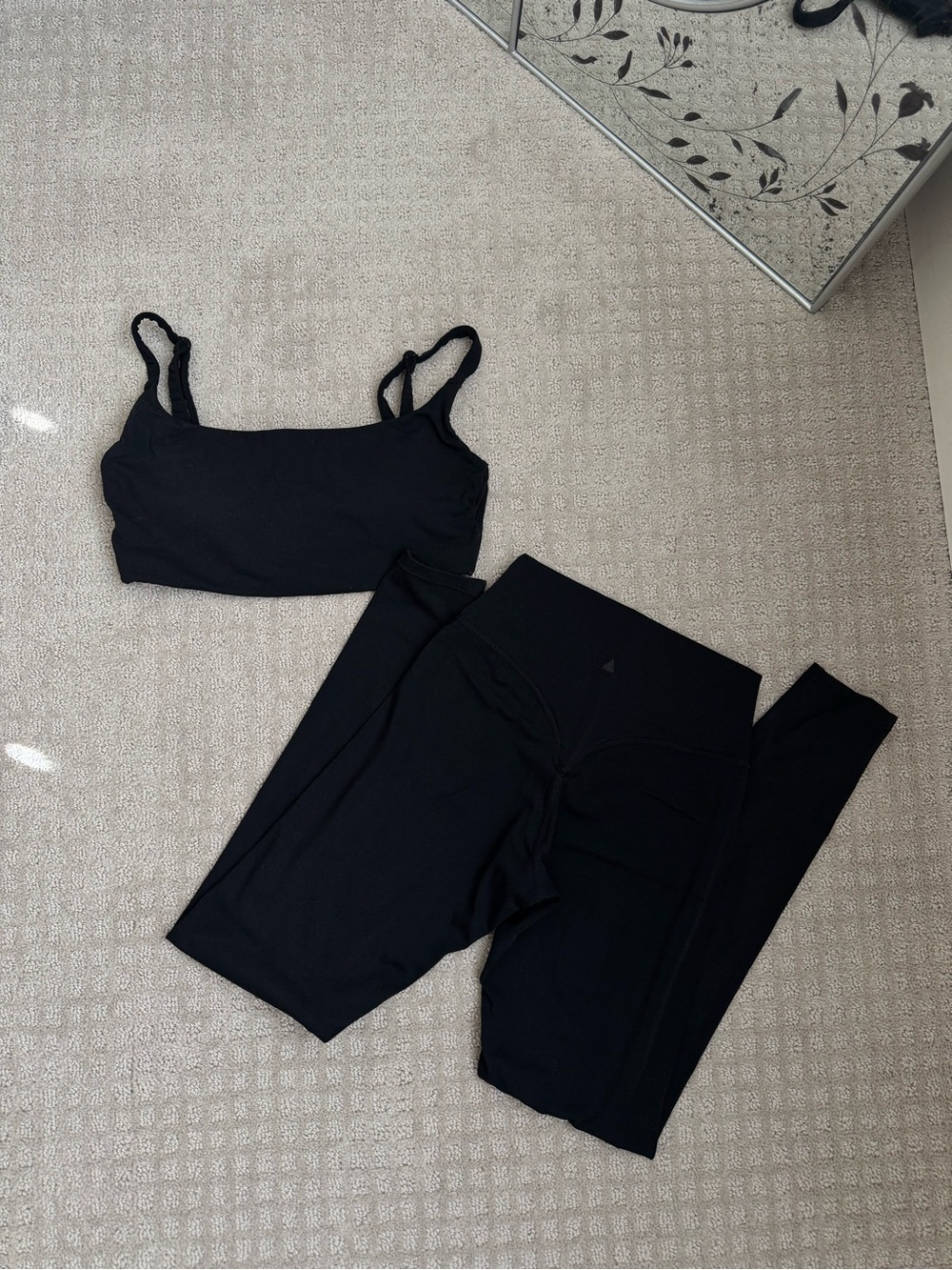SET: Vitality Cloud II Midnight Classic Bra + Leggings